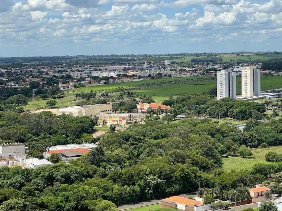 Loft Alto Padrao, Ultimo Andar Uptown C/ Garagem Appartement Araçatuba Buitenkant foto